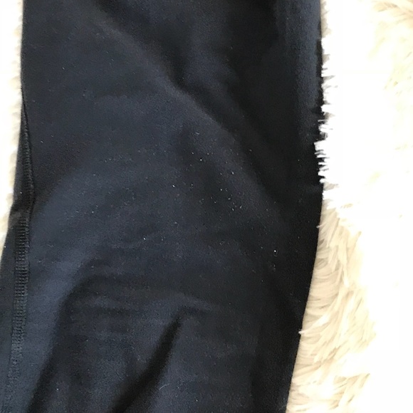 LULULEMON Gather and Crow capris - Picture 7 of 8